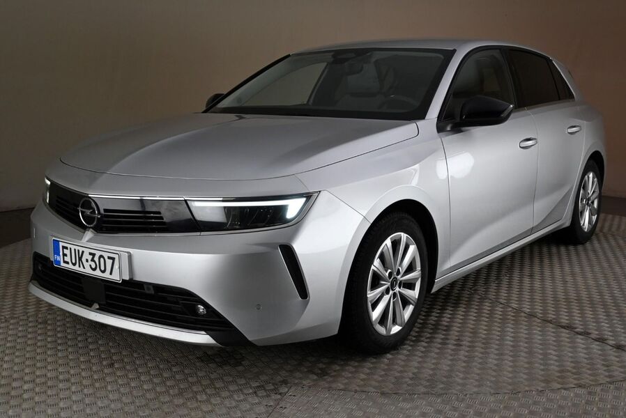 Opel Astra vaihtoauto