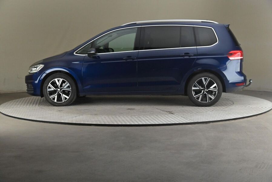 Volkswagen Touran vaihtoauto