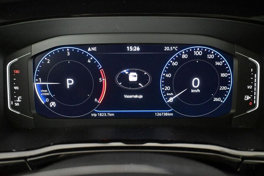 Volkswagen Touran vaihtoauto