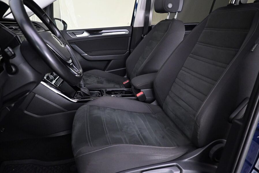 Volkswagen Touran vaihtoauto