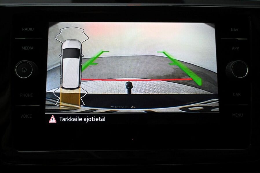 Volkswagen Touran vaihtoauto