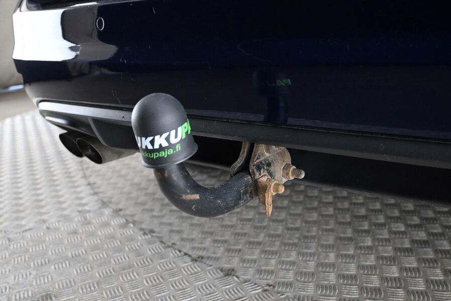 Volkswagen Touran vaihtoauto