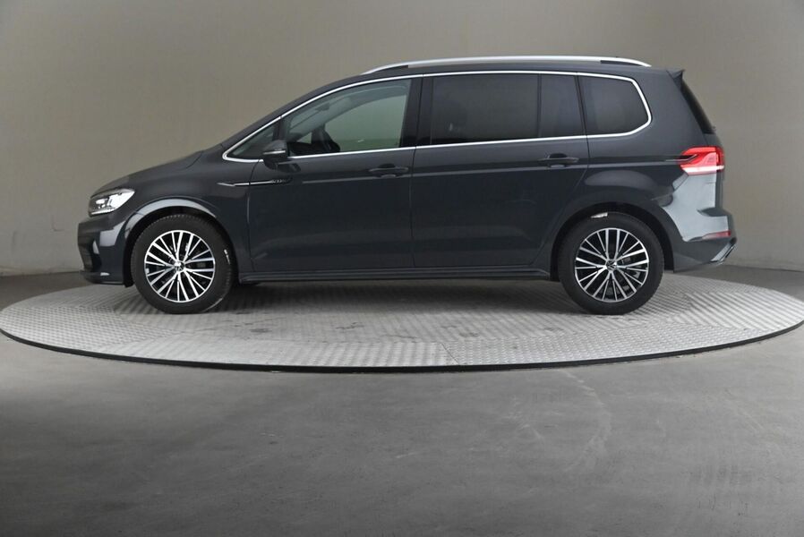 Volkswagen Touran vaihtoauto
