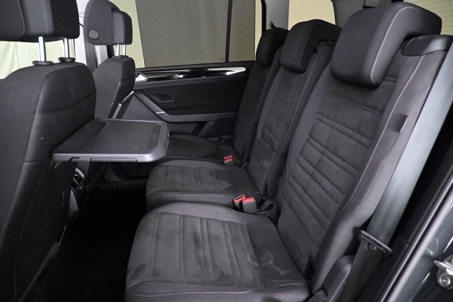 Volkswagen Touran vaihtoauto