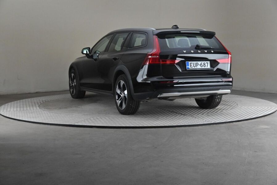 Volvo V60 Cross Country vaihtoauto