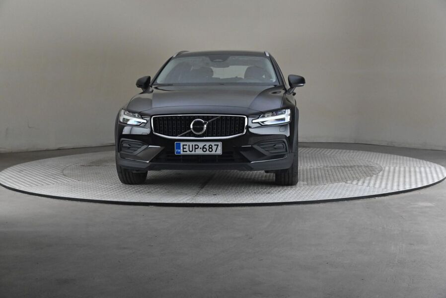 Volvo V60 Cross Country vaihtoauto