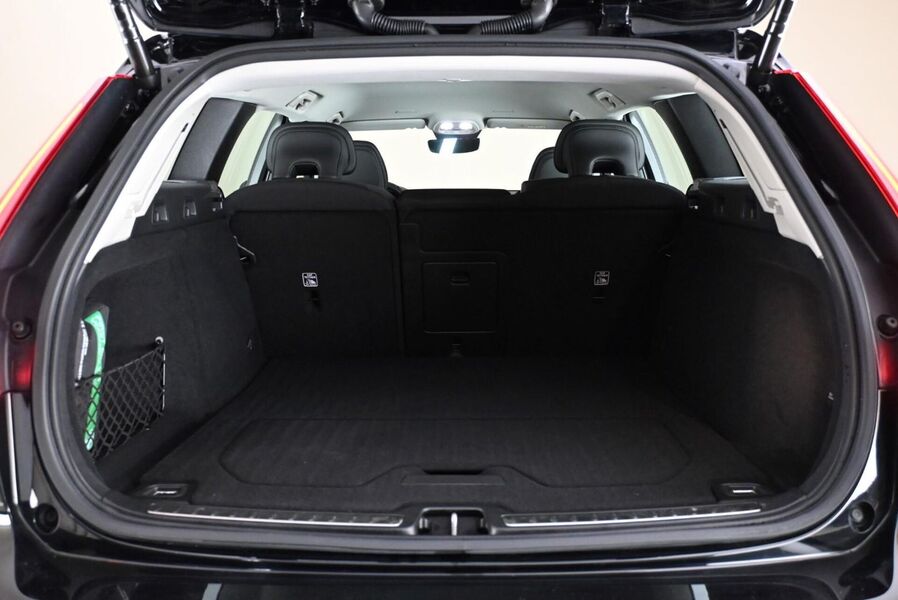 Volvo V60 Cross Country vaihtoauto