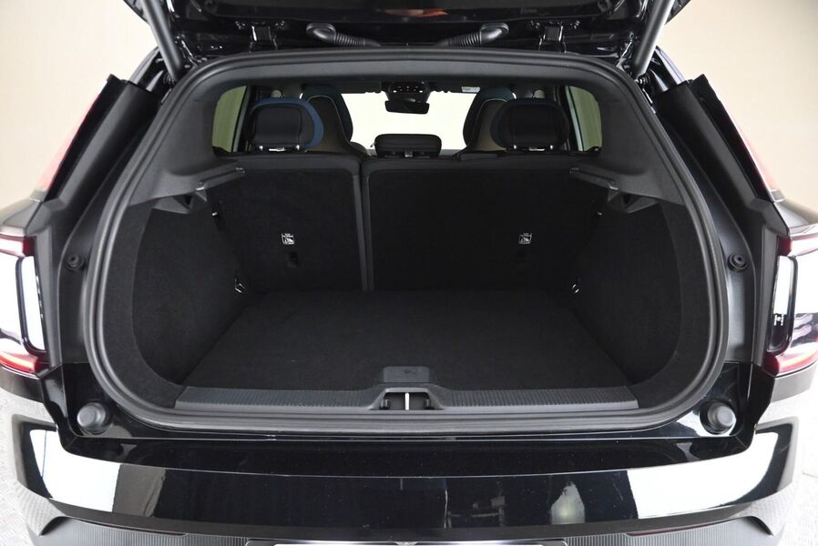 Volvo EX30 vaihtoauto