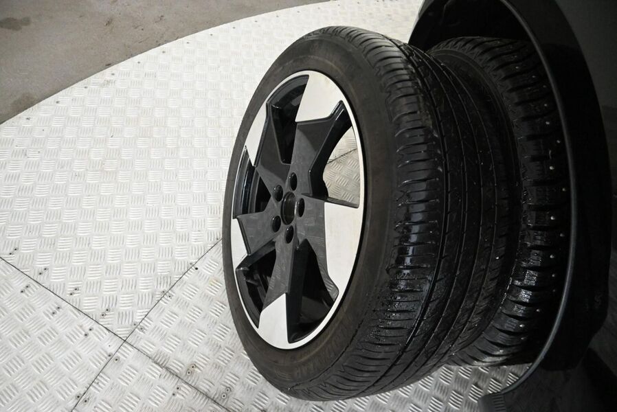 Volvo EX30 vaihtoauto