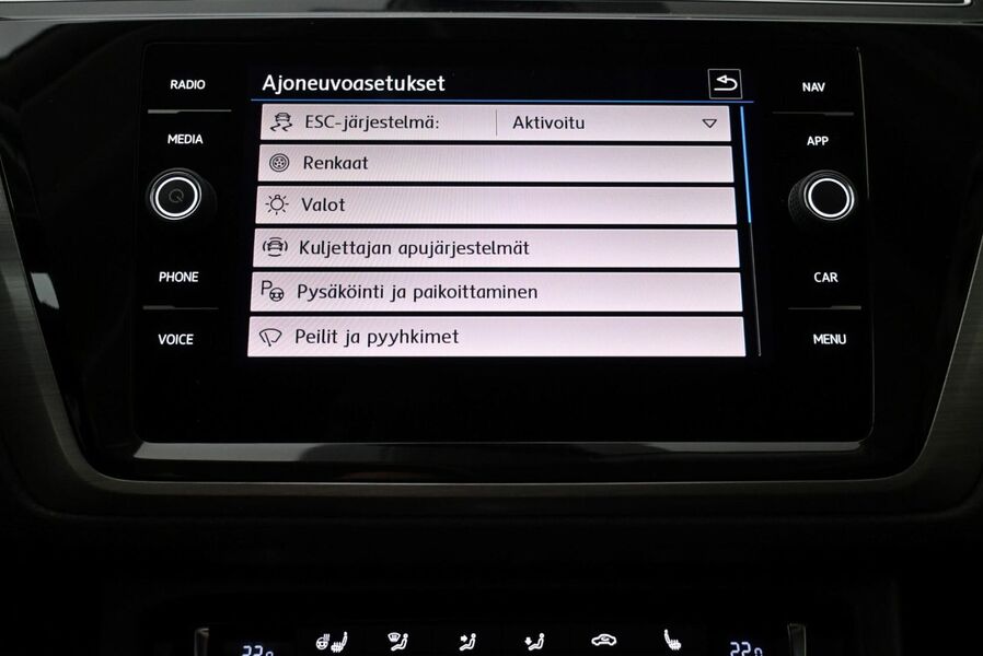 Volkswagen Touran vaihtoauto