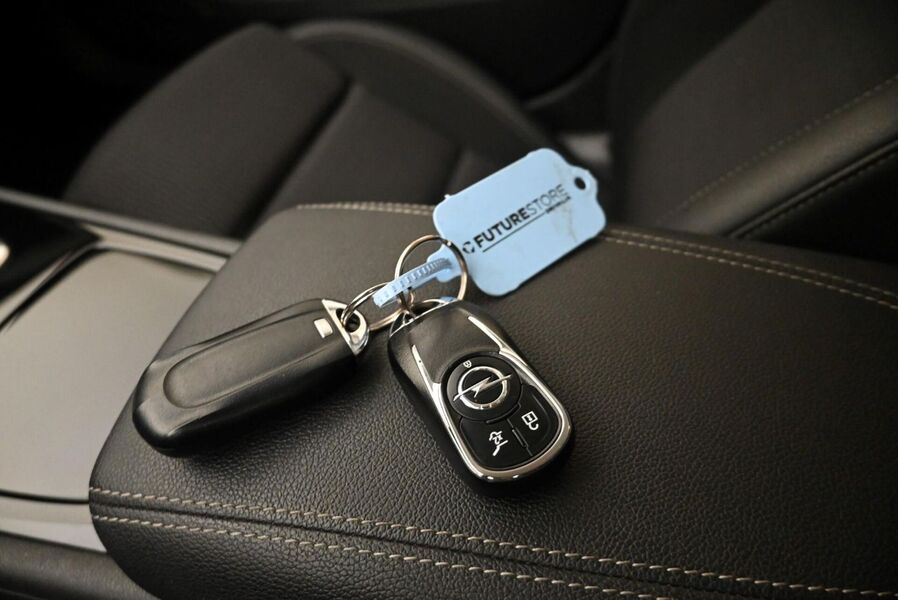 Opel Insignia vaihtoauto