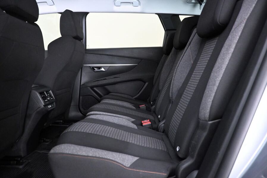 Peugeot 5008 vaihtoauto