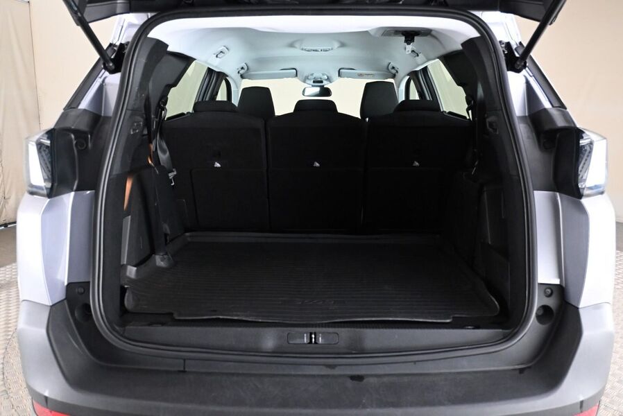 Peugeot 5008 vaihtoauto