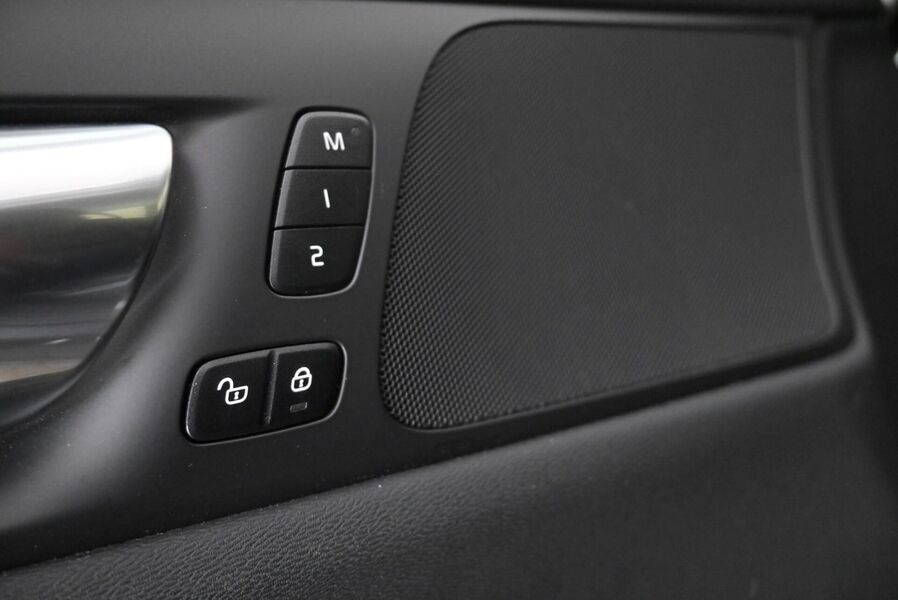 Volvo V60 Cross Country vaihtoauto