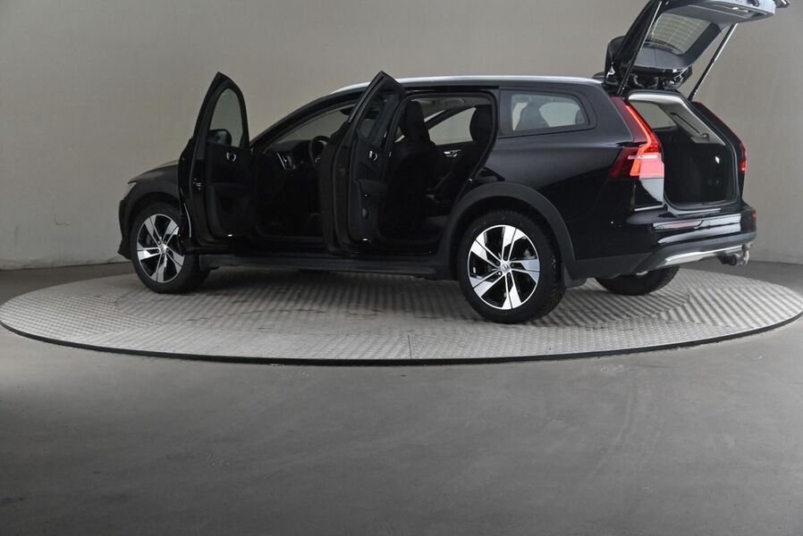 Volvo V60 Cross Country vaihtoauto