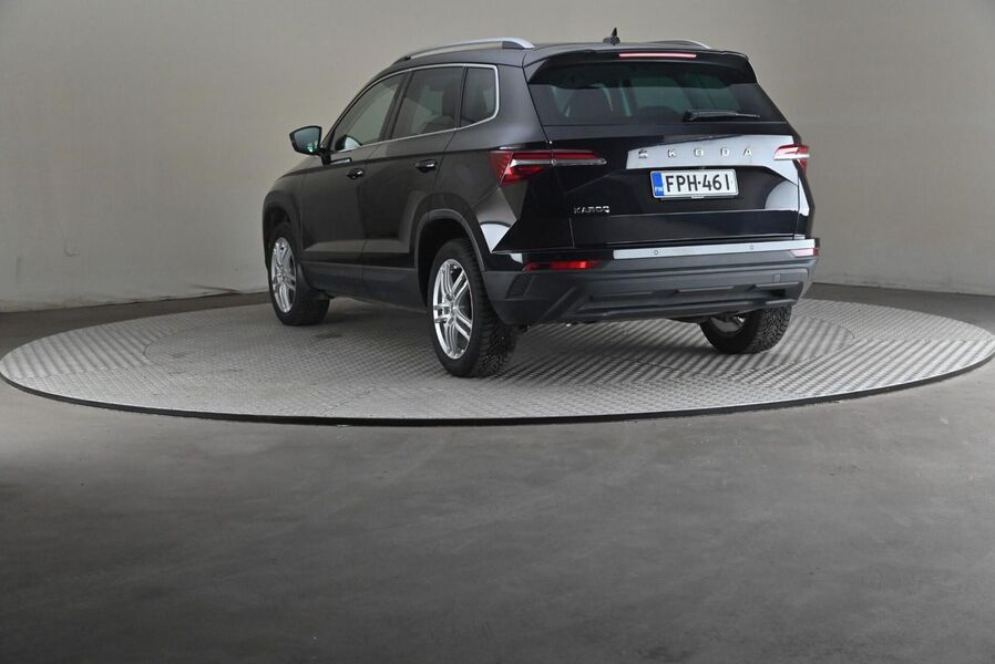 Skoda Karoq vaihtoauto