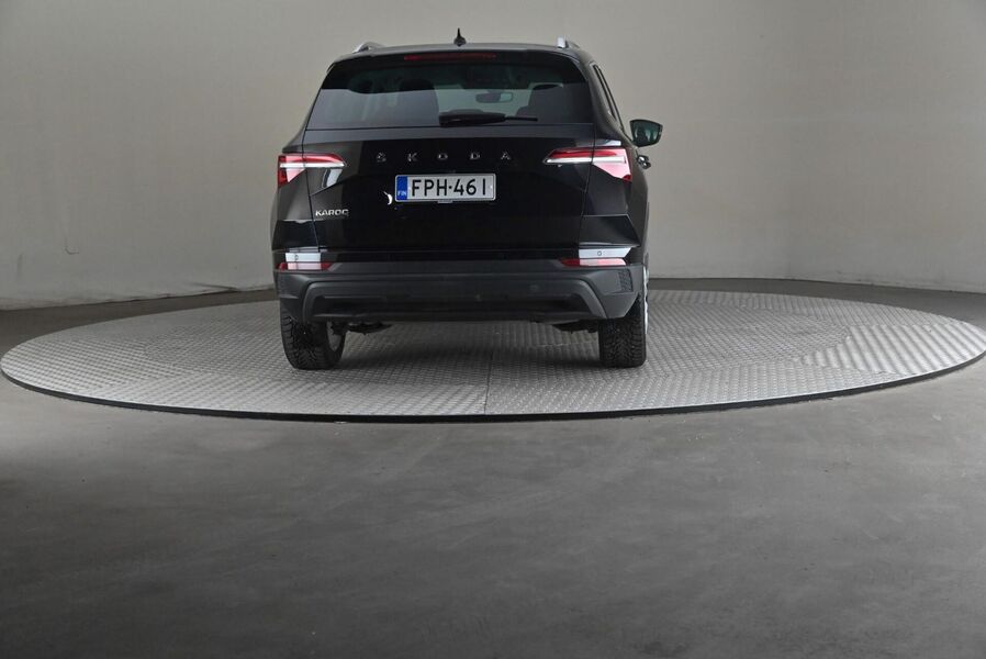 Skoda Karoq vaihtoauto