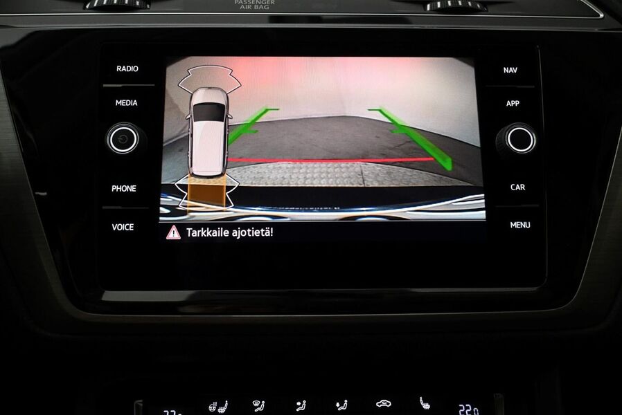 Volkswagen Touran vaihtoauto