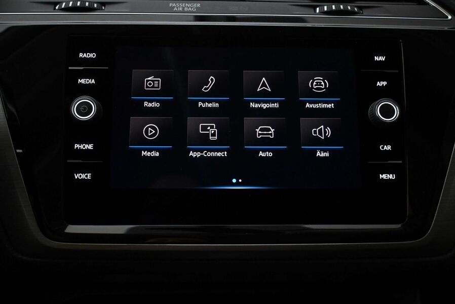 Volkswagen Touran vaihtoauto