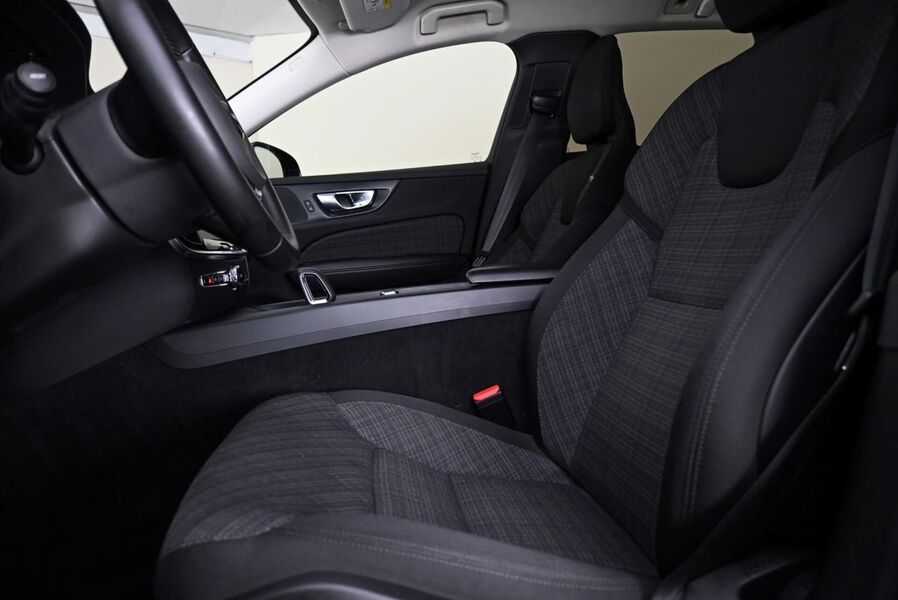 Volvo V60 Cross Country vaihtoauto