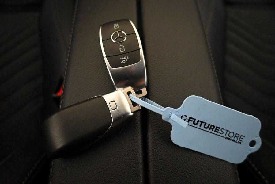 Mercedes-Benz EQB vaihtoauto