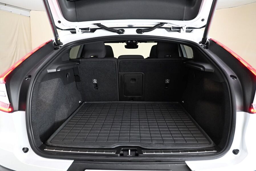 Volvo C40 vaihtoauto