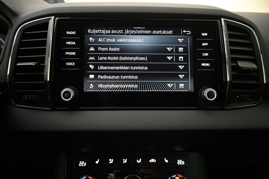 Skoda Karoq vaihtoauto