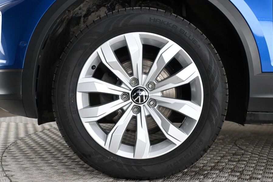 Volkswagen T-Roc vaihtoauto