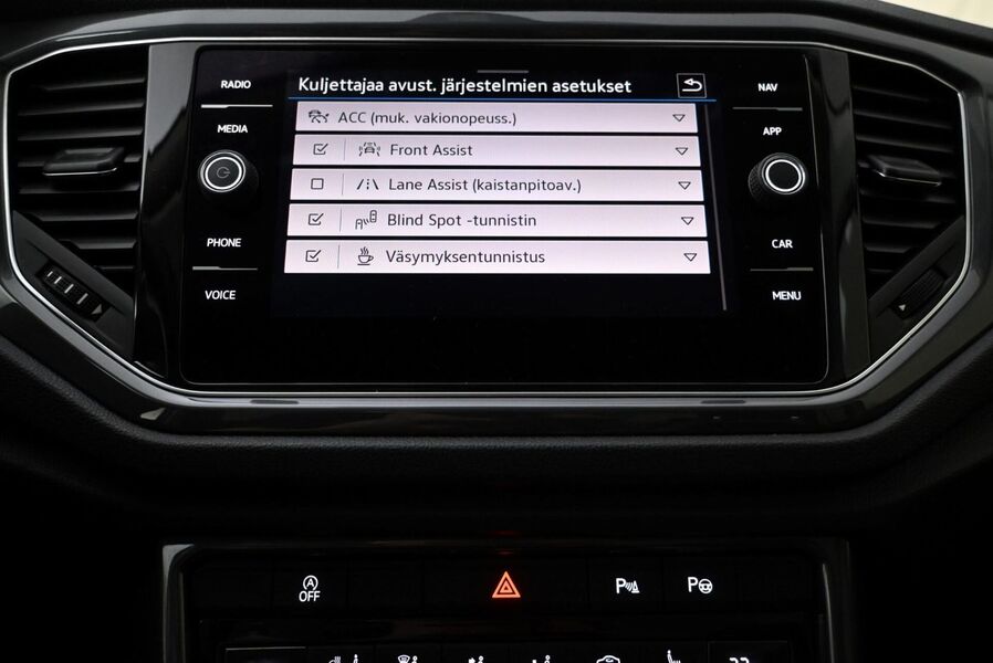 Volkswagen T-Roc vaihtoauto