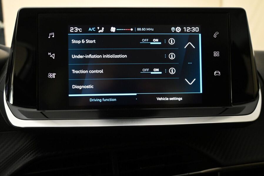 Peugeot 208 vaihtoauto