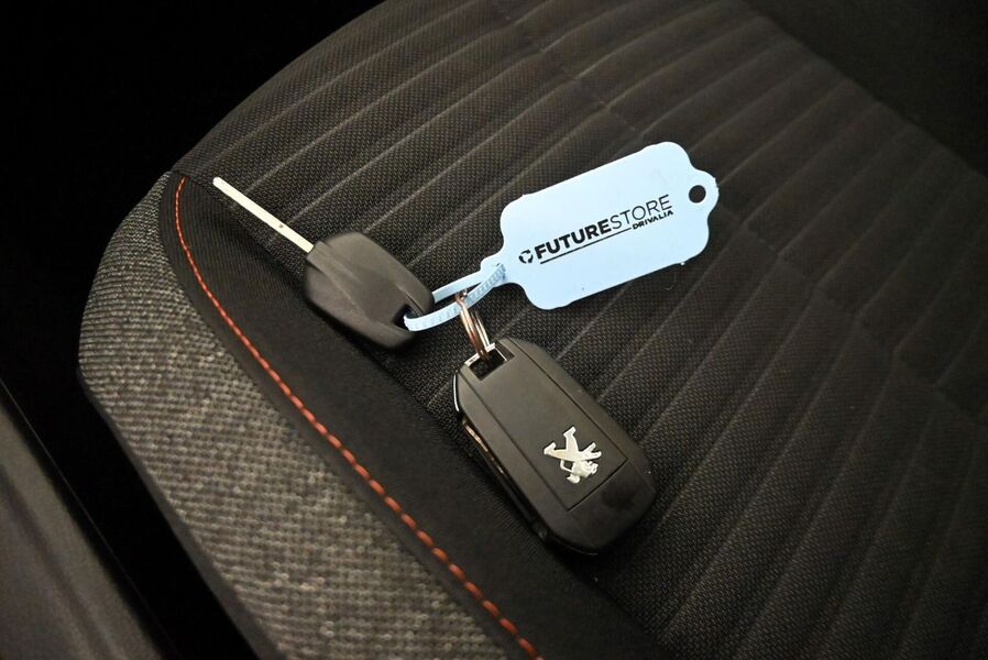 Peugeot 208 vaihtoauto