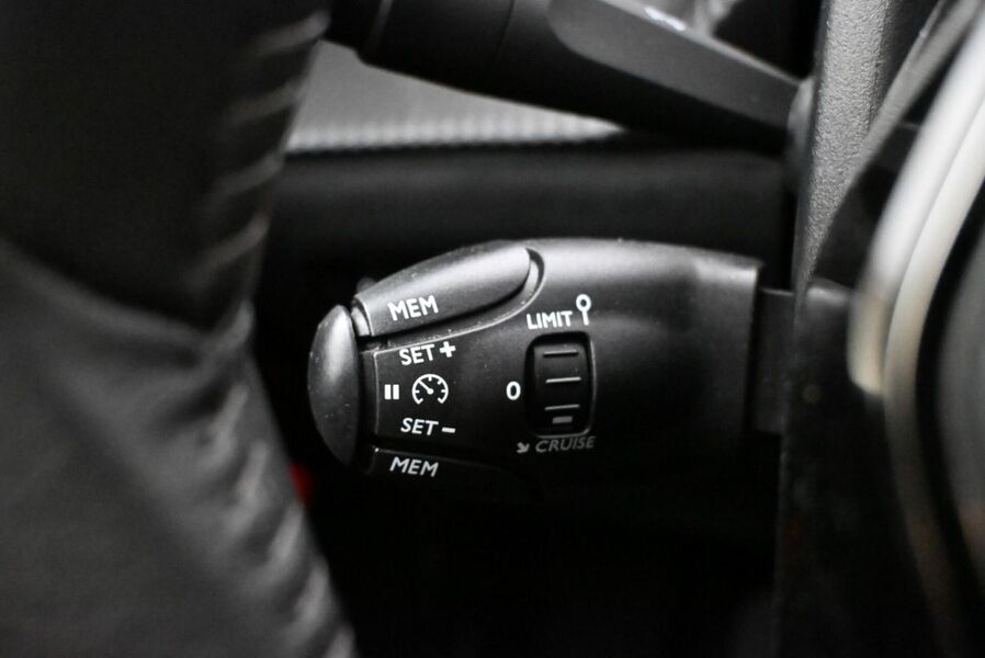 Peugeot 208 vaihtoauto