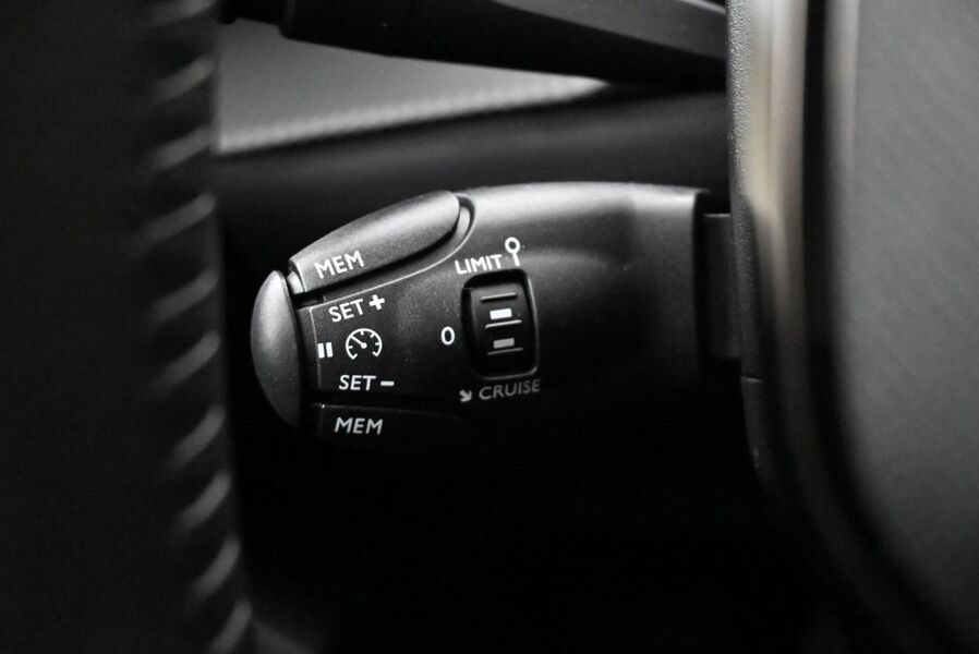 Peugeot 208 vaihtoauto