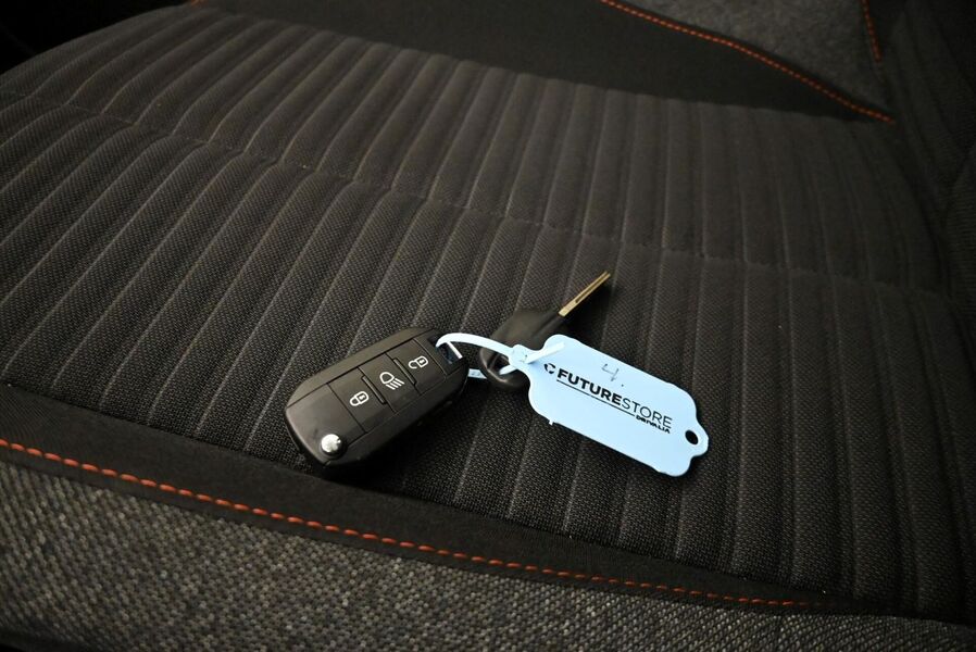 Peugeot 208 vaihtoauto