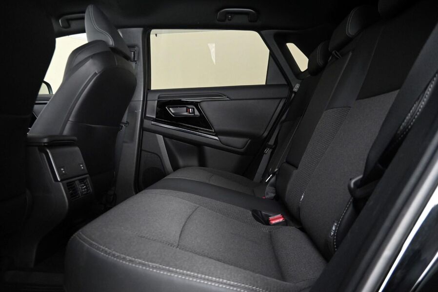 Toyota bZ4X vaihtoauto