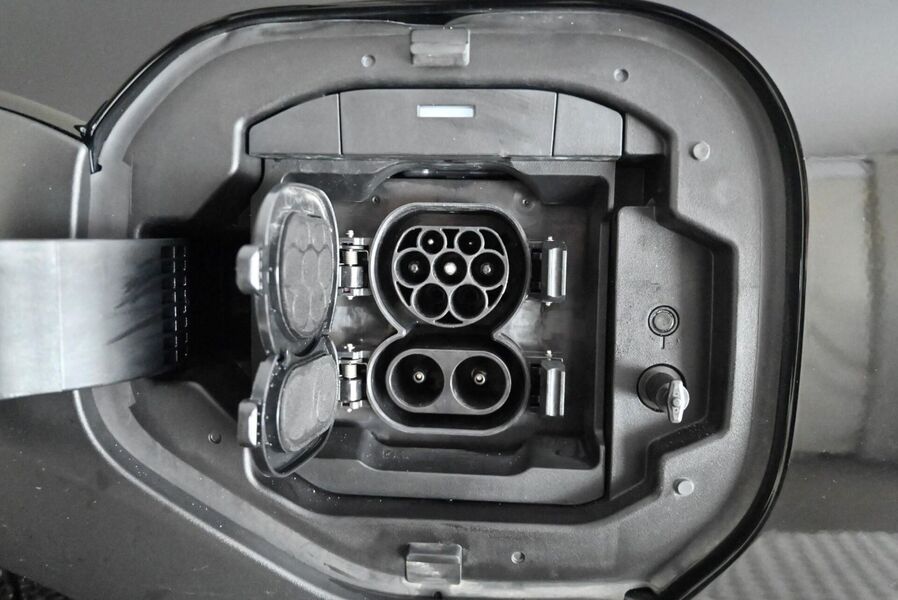 Toyota bZ4X vaihtoauto