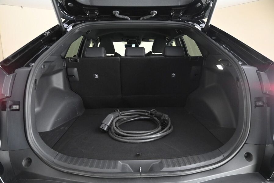 Toyota bZ4X vaihtoauto