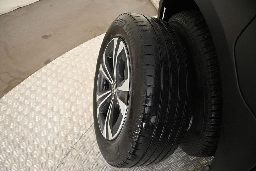 Toyota bZ4X vaihtoauto