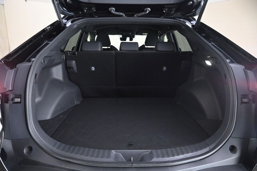 Toyota bZ4X vaihtoauto