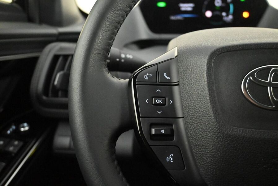 Toyota bZ4X vaihtoauto