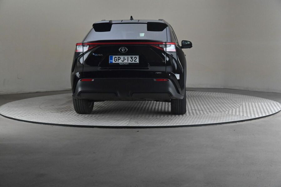 Toyota bZ4X vaihtoauto