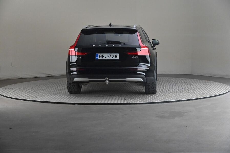 Volvo V60 Cross Country vaihtoauto