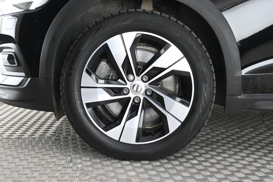 Volvo V60 Cross Country vaihtoauto