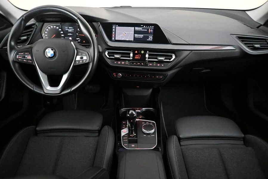 BMW 218 vaihtoauto