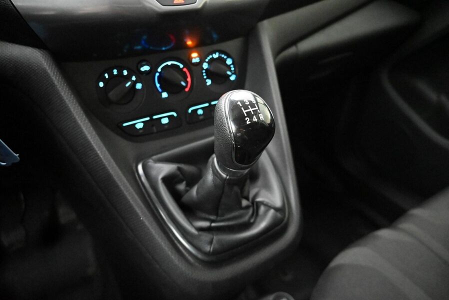 Ford Transit Connect vaihtoauto