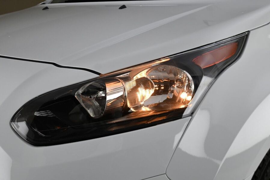 Ford Transit Connect vaihtoauto