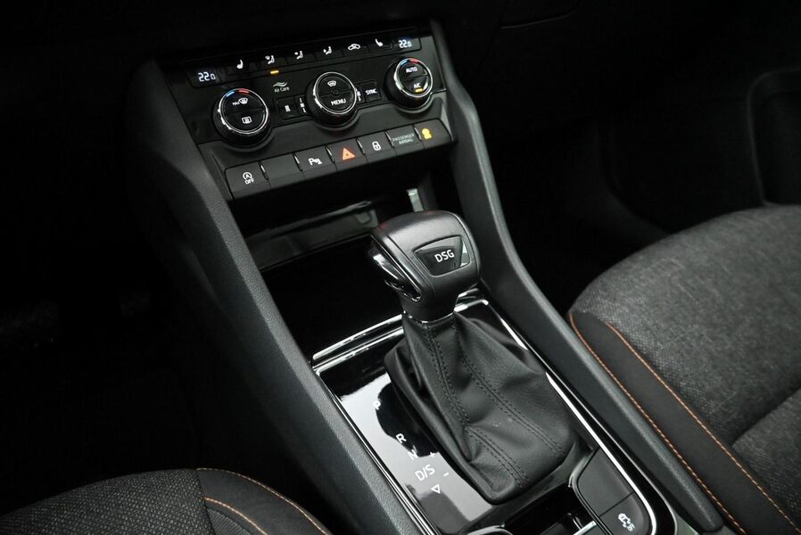 Skoda Karoq vaihtoauto