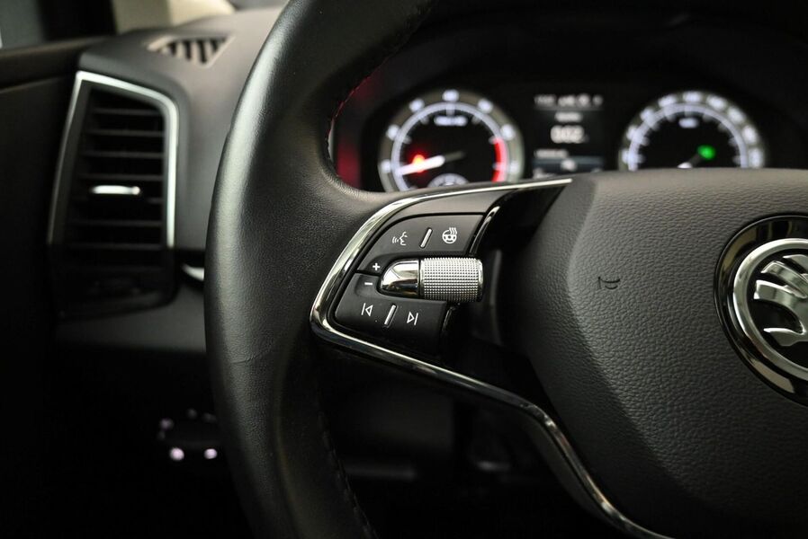 Skoda Karoq vaihtoauto