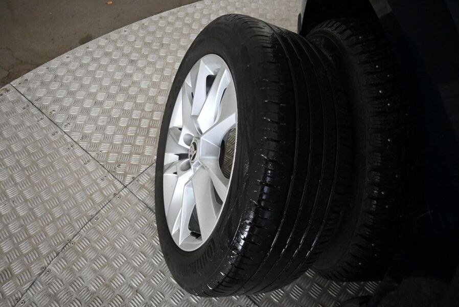 Skoda Karoq vaihtoauto