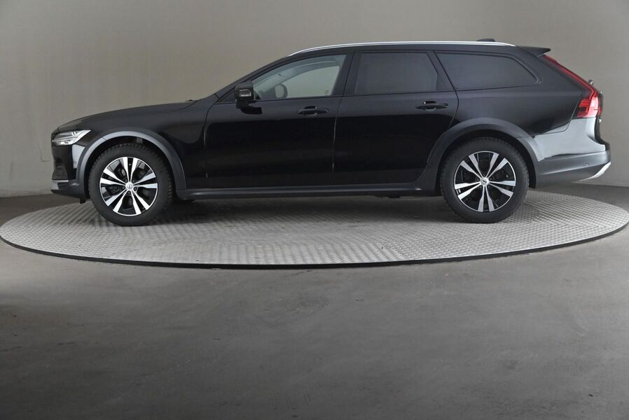 Volvo V90 Cross Country vaihtoauto